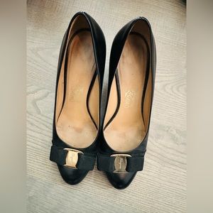 Feragamo black leather shoes. Authentic. Good condition size 6 true to size